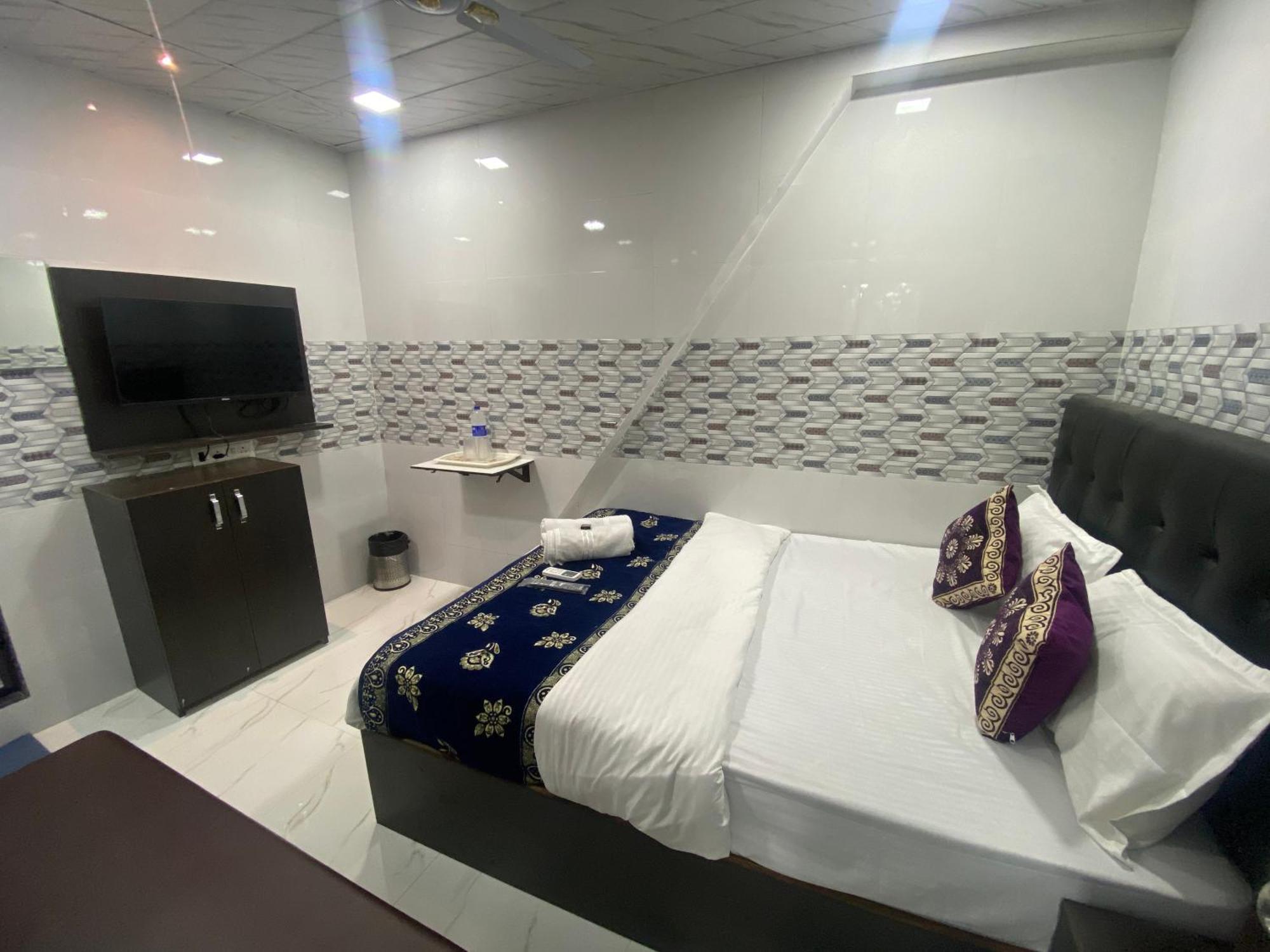 Hotel O Sai Residency — Photos 1
